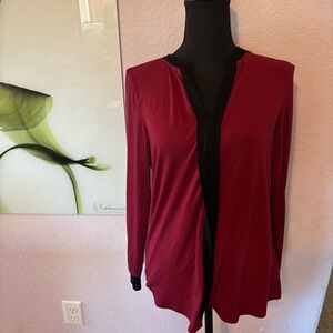 Women’s shirt size small